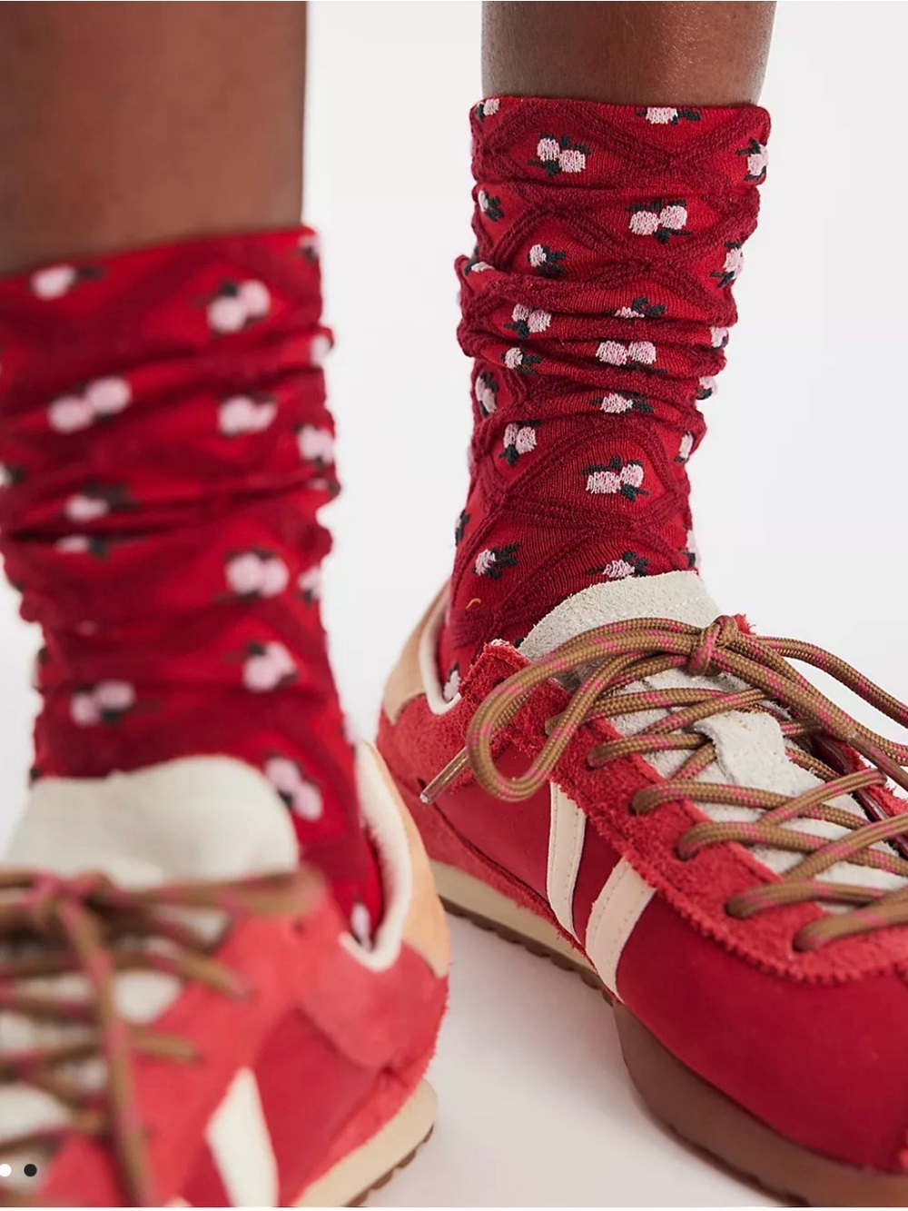 Free People Floral Jacquard Trouser Socks. NWT. Red